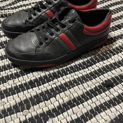 Authentic Gucci Leather Shoes Size 9.5 