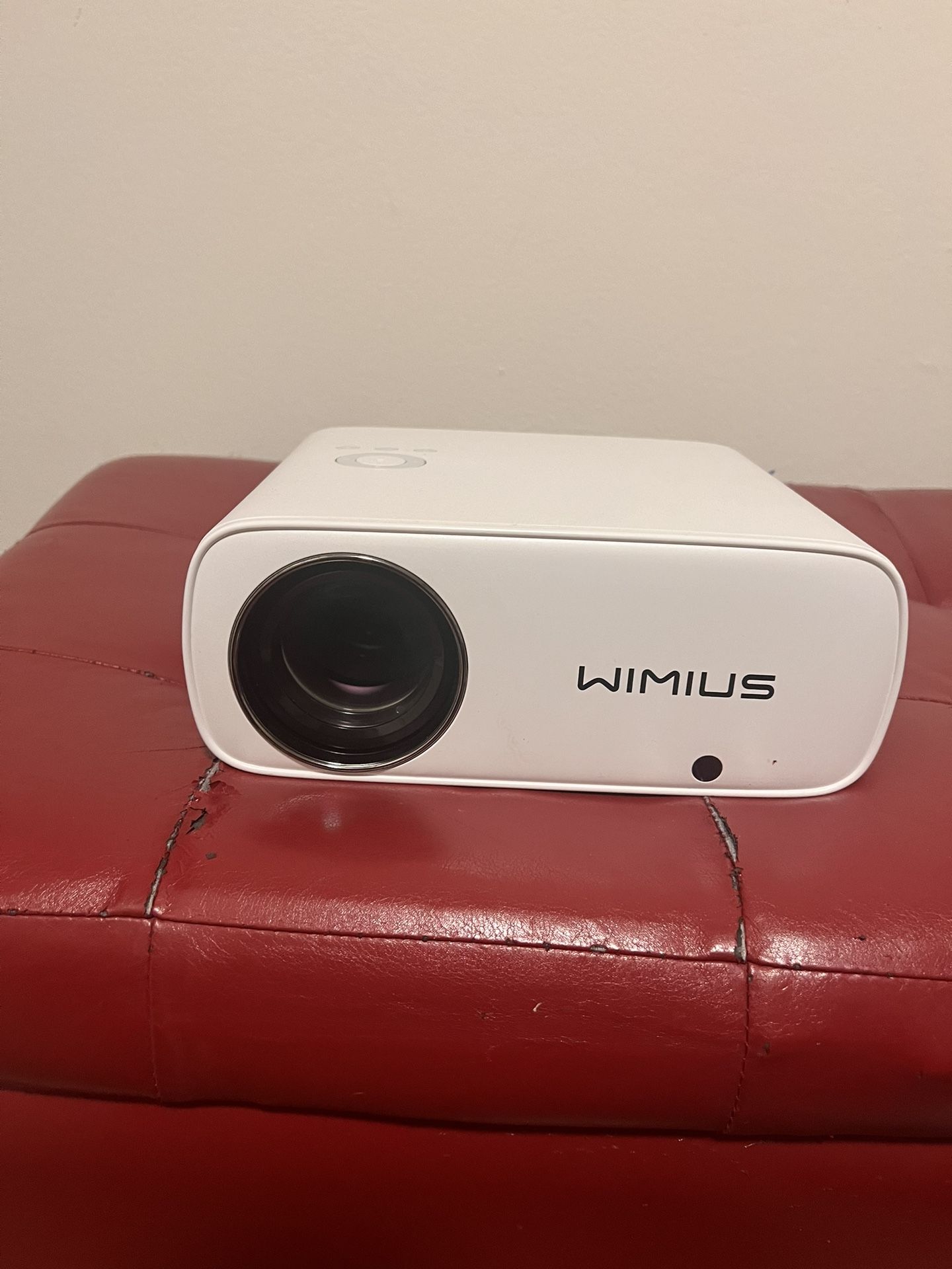 Wimius Projector ( Negotiable Price)