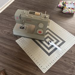 Sewing machine No Charger