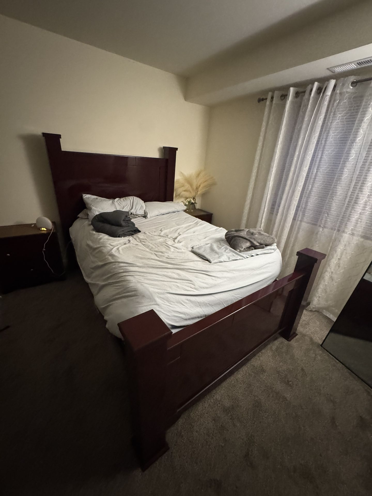 Full Size Bed Set w/ Two Nightstands
