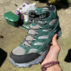 MERRELL MOAB MID WP X OUTDOOR VOICES HIKING BOOTS