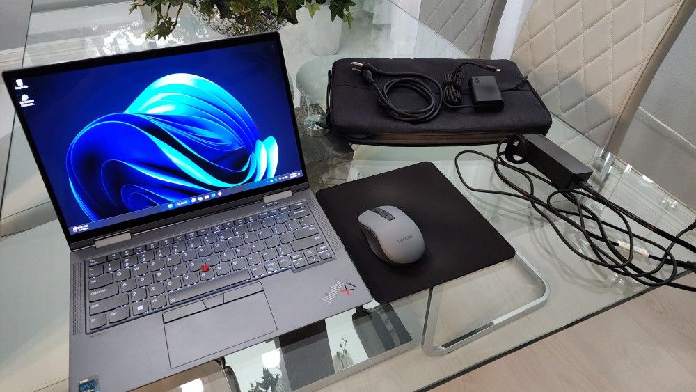 Lenovo ThinkPad X1 Yoga Gen 6 (2 in 1)