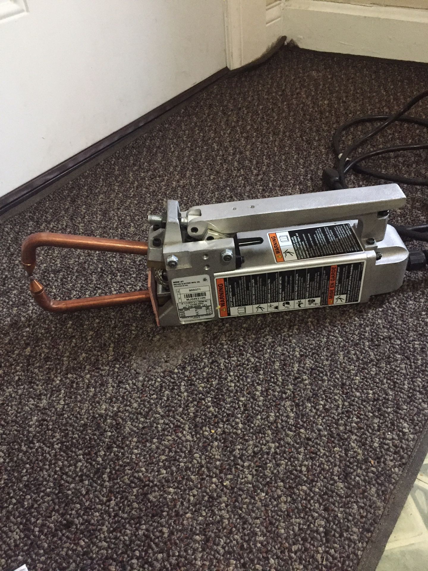 Air cooled spot welder amps ac Miller electric 900377