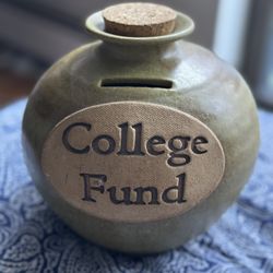 Vintage Boyd COLLEGE FUND LOTTERY MONEY Bank Pottery Cork Lid 