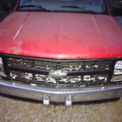 1(contact info removed) Chevrolet Pickup Truck 8-ft Bed With A V6 4.3 L