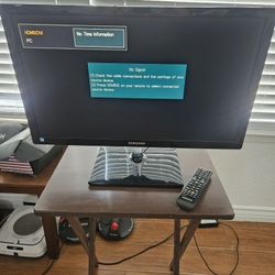 Samsung TV 24 in. (2ft) 