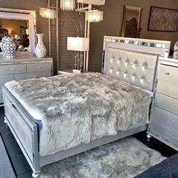 New 4pc Bedroom Set In Box 📦 Buy Now Pay Later $39 Down With Finance No Credit Needed