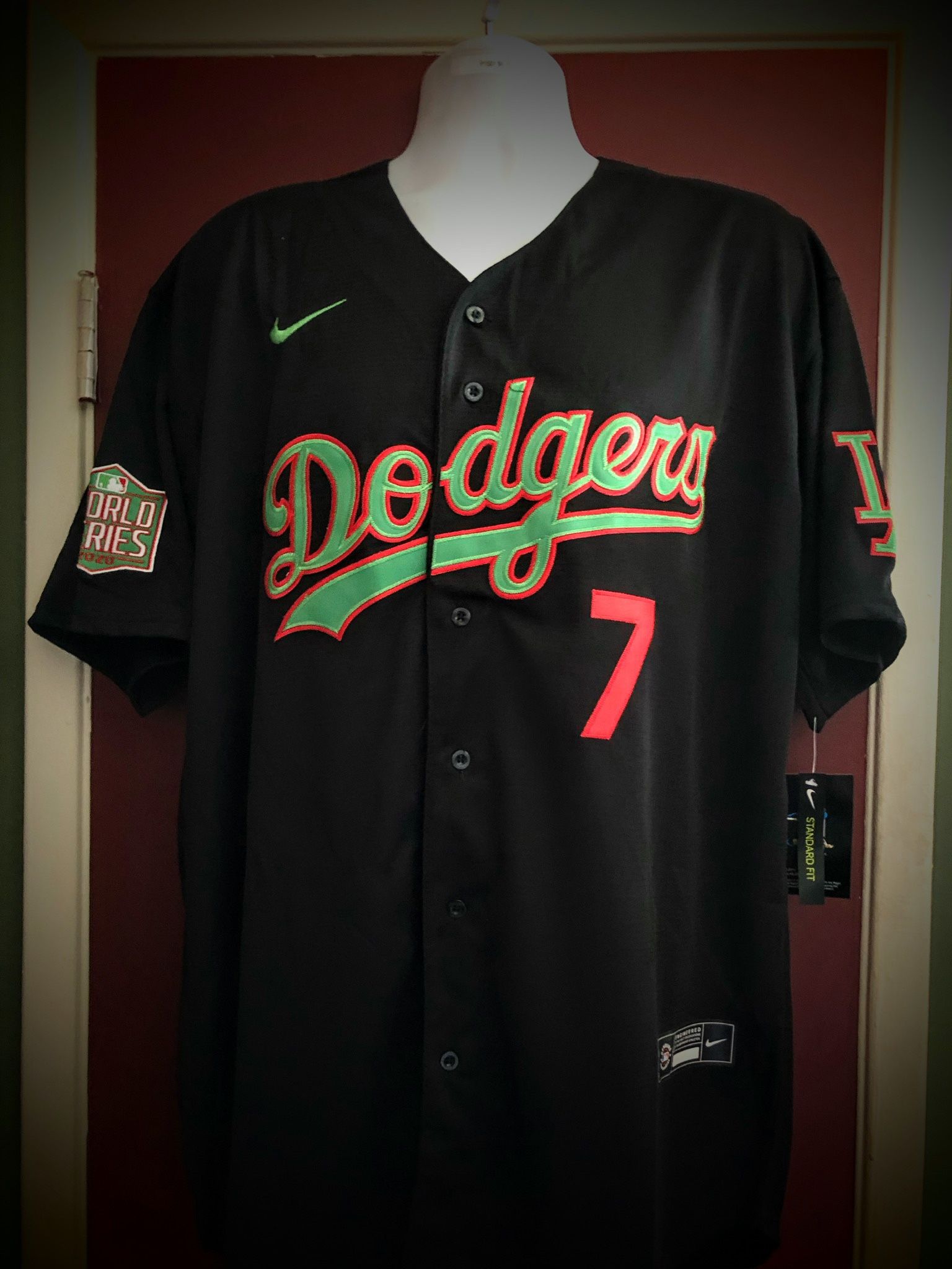 Dodgers 7 Urias Baseball Jersey - S.M