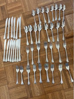 Cutlery Set, Knives, Large & Small Forks, Large & Small Spoons