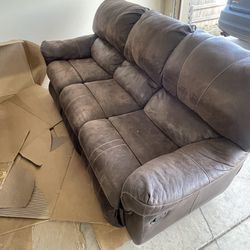 Worn leather Couch Set MUST PICK UP. 