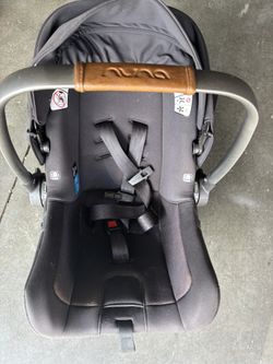 Nuna Carseat