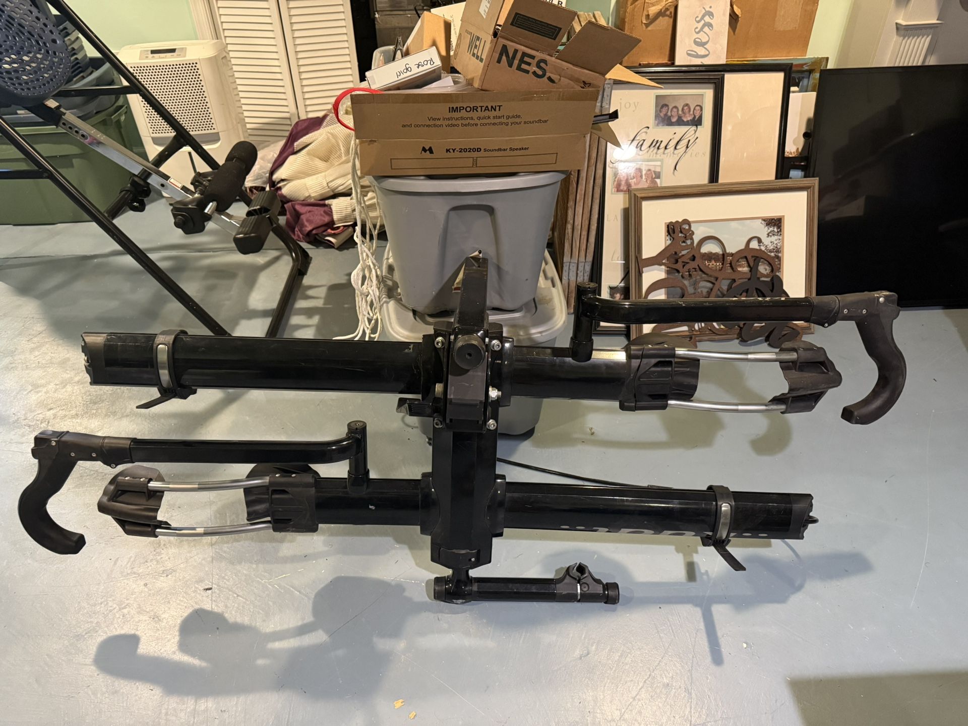 KUAT 2 bike Rack.  -  Only Used A Handful of Times 