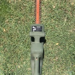 Black & Decker Hedge Trimmer Tool Landscaping