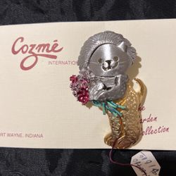 Cozme Cat With Flowers Brooch Pin