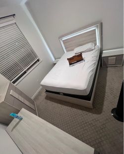$$ Camas Disponibles :) Bedroom Set $$