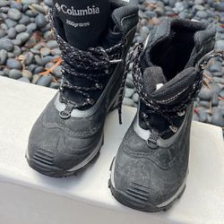 Columbia Boots, Size 6