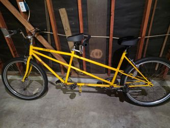 Vintage Tandem Bike Mango Double Toucan