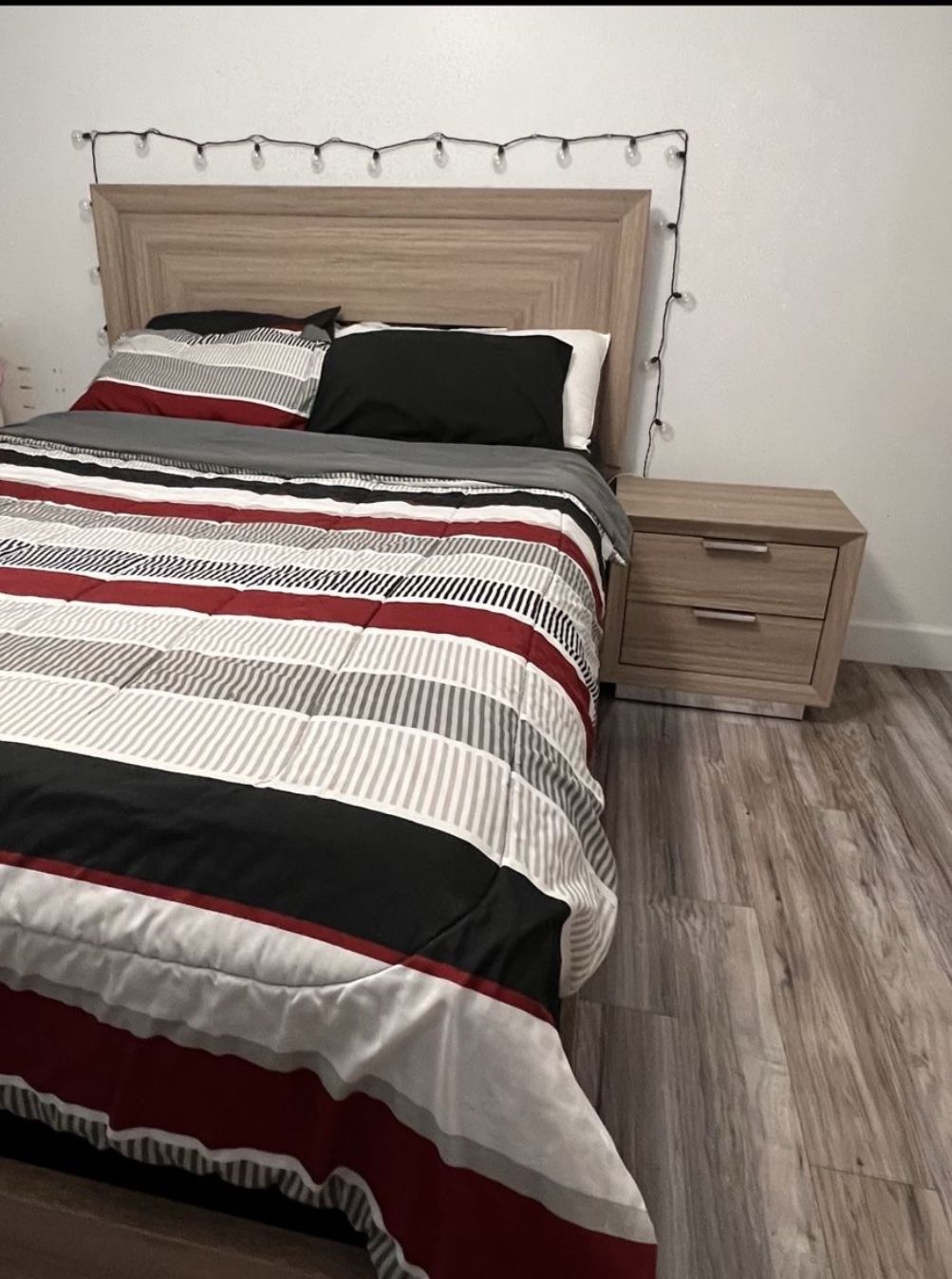 bedroom set