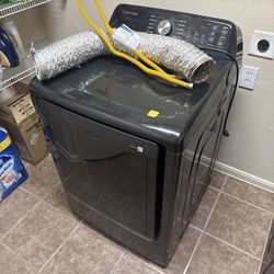 🚨 Samsung Gas Dryer – Works Perfect – Discounted (Minor Dent) 🔥