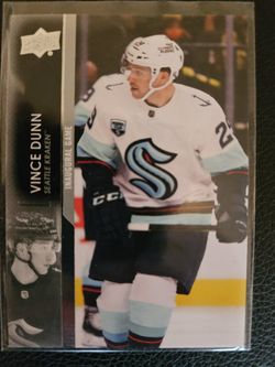 2021-22 Upper Deck Vince Dunn Inaugural Game Card #698