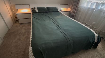 Bedroom bed 🛌