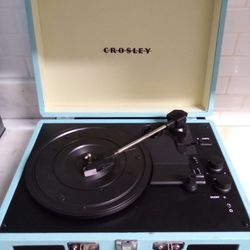 Crosby Cruiser Plus Bluetooth Vinyl Record Player