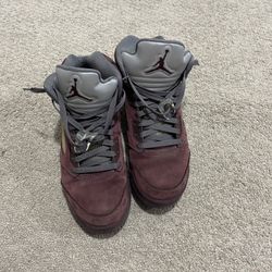 Air Jordan 5 Burgundy’s Size 9.5