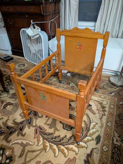 Vintage  Whitney Brothers Vintage Baby Doll Crib from the 1950s
