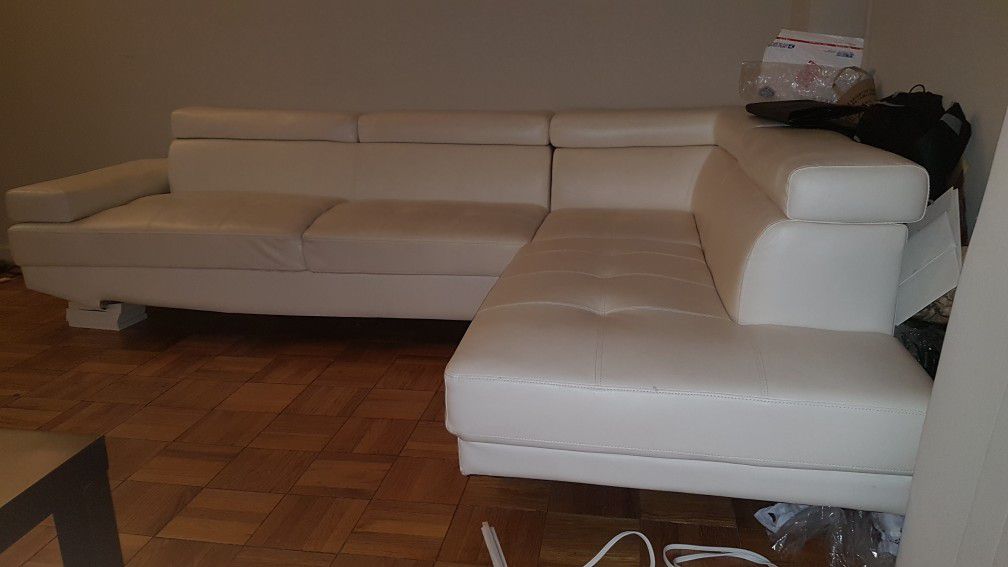 Sectional SOFA [DISCOUNTED]