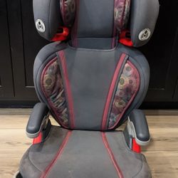 Graco safety Car Seat (FREE)