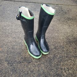 Size 6 Women's Rubber Boots