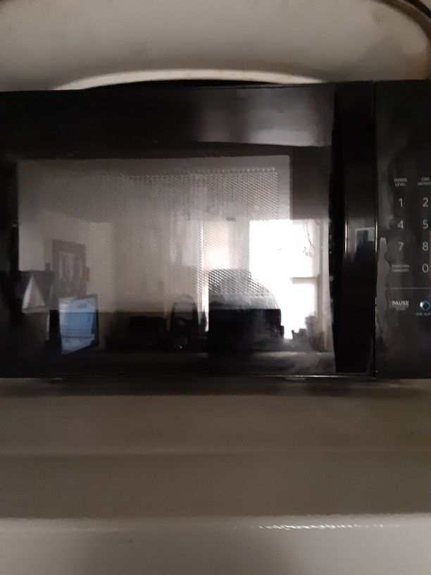 Microwave, All Black 