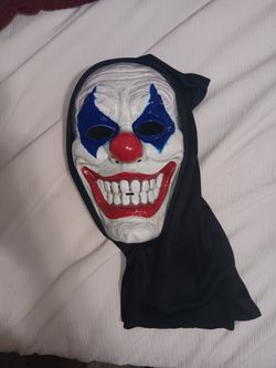 Clown N Cape