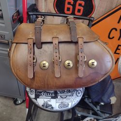 "Hard" Leather Motorcycle Saddle Bags