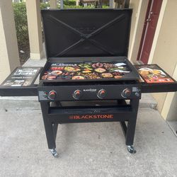 Black stone grill