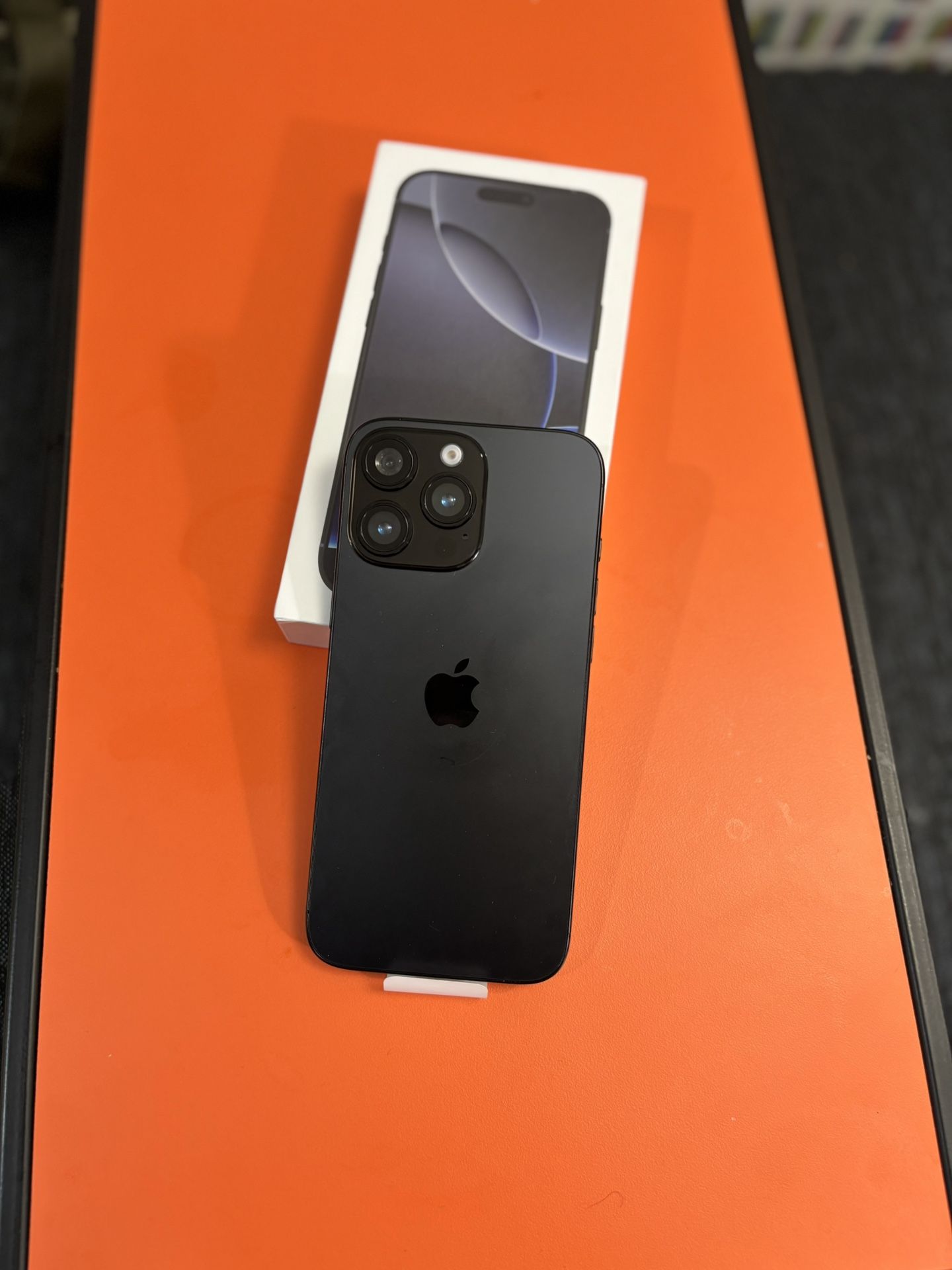 iPhone 16 pro max