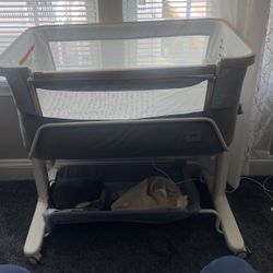 Bassinet 