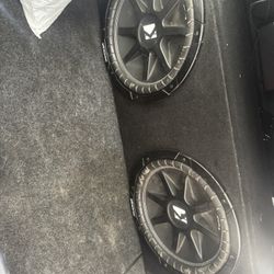 Kicker Subwoofers 12s 