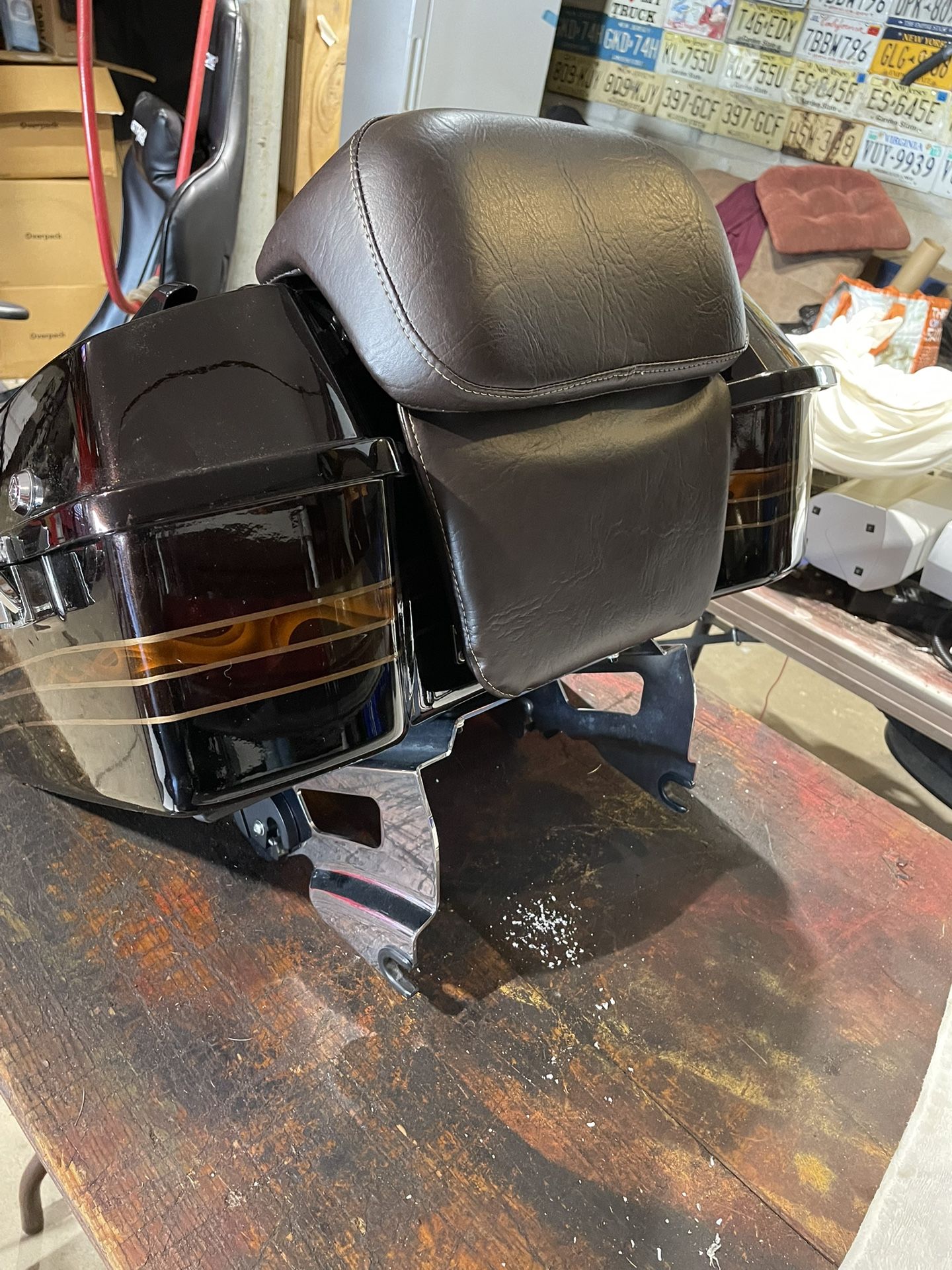 Harley Davidson Road King Cvo Trunk And Seat New
