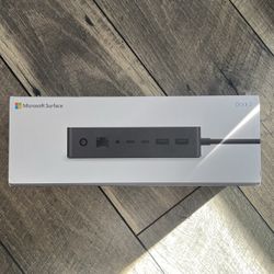 Microsoft Surface Dock 2