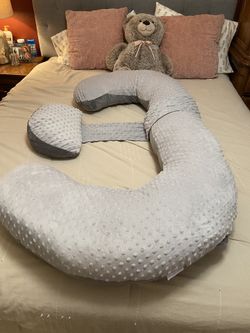 Pregnancy Pillow
