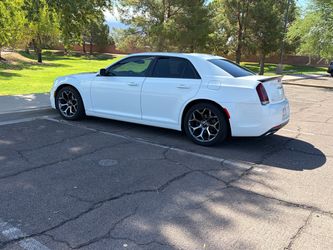 Chrysler 300 S