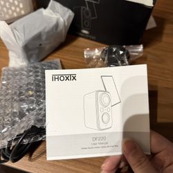 IHOXIX DF220 Wireless Outdoor Security Camera with Solar Panel (open box）