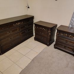Master Bedroom Drawers 