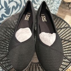 Toms Women's Katie Loafer Flat  Size 8.5 New