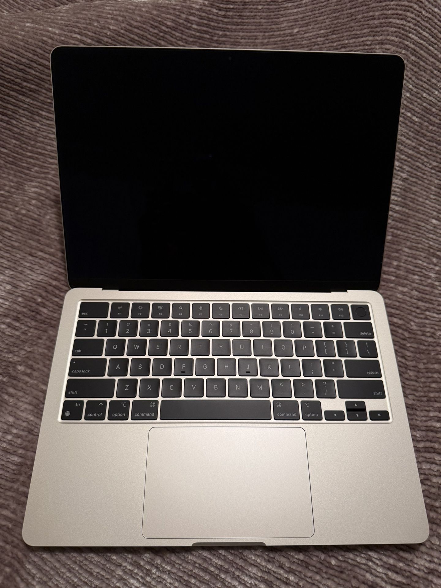 MacBook Air M2