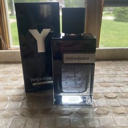Selling Yves Saint Laurent Y Eau de Parfum