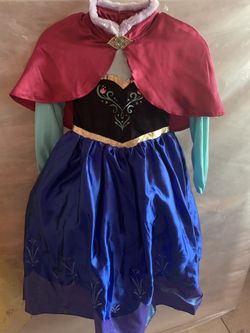 Halloween costume (frozen)