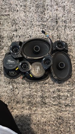 4 DEAF BOUNCE 6x9 & 4 BULLET TWEETERS