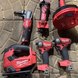 Milwaukee Tools M12 M18